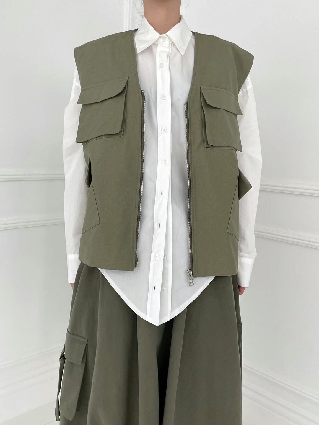 Zip vest