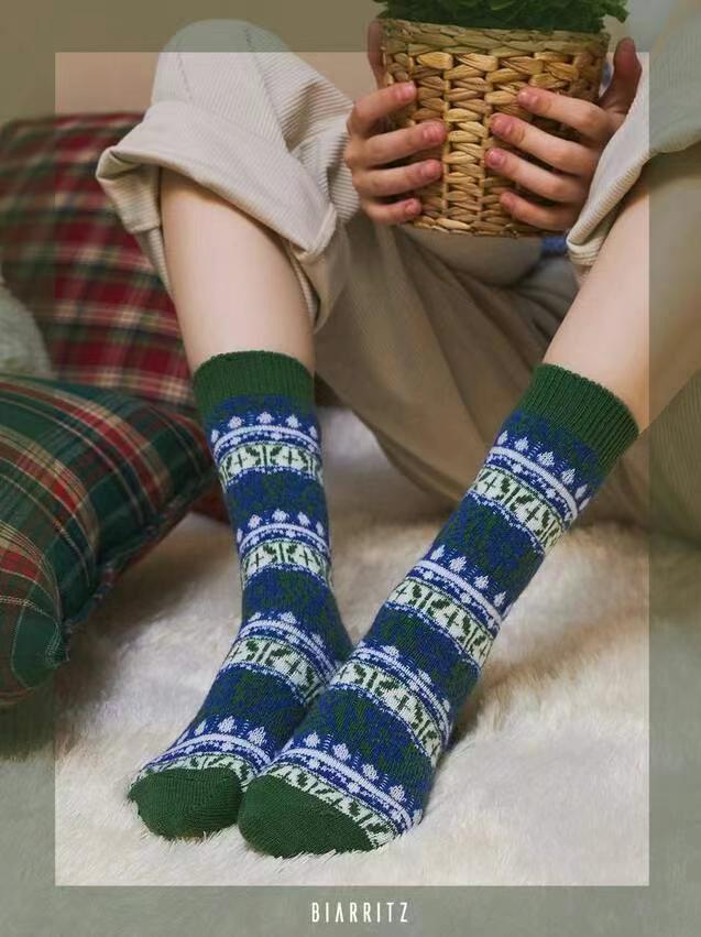 Wool floral socks