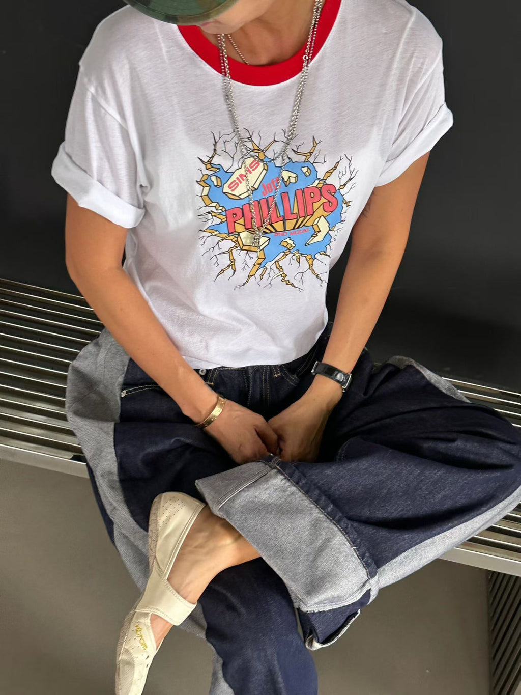 “Phillips”領拚色Tee