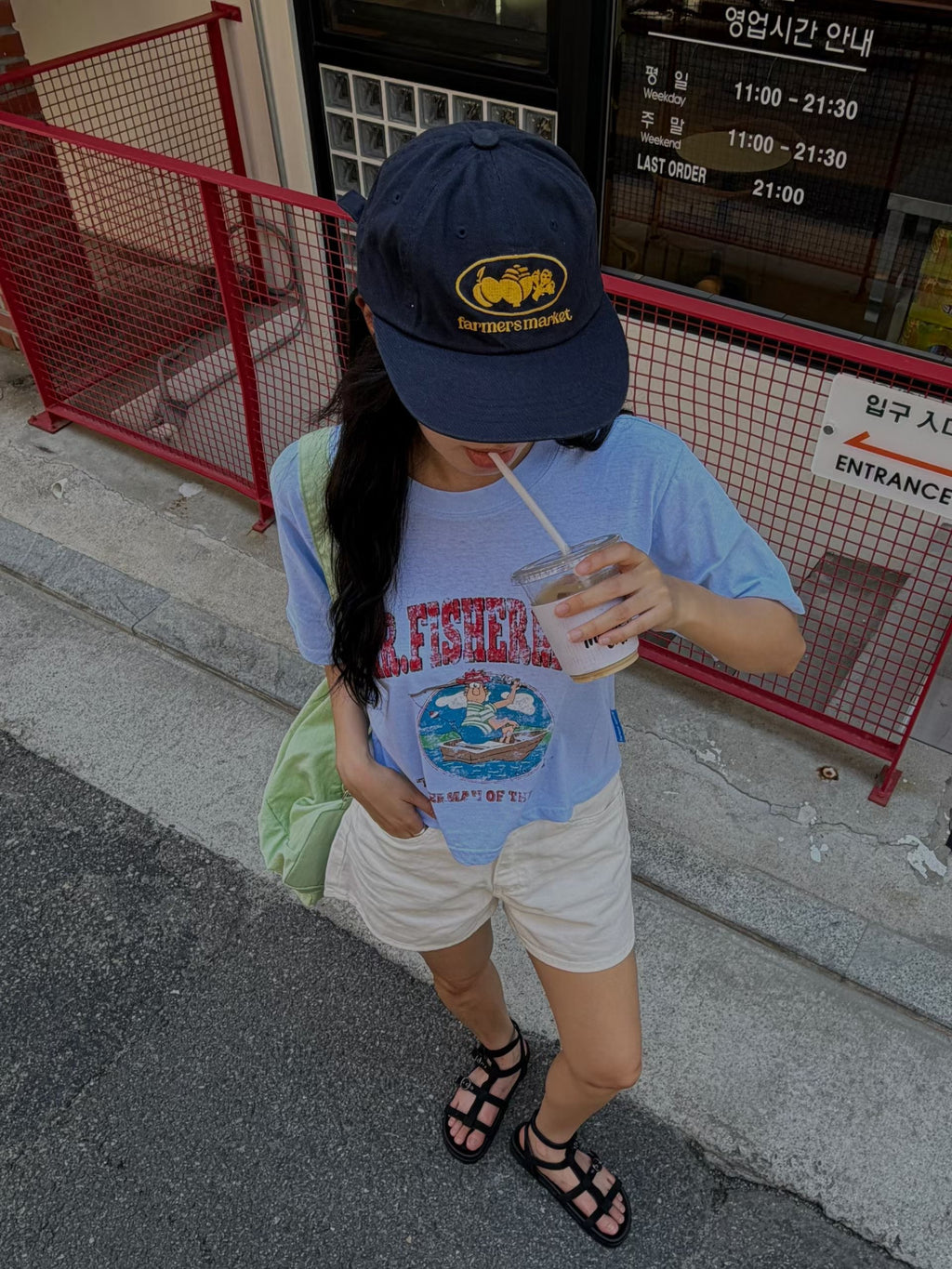 ”MR.FISHERMAN“短Tee