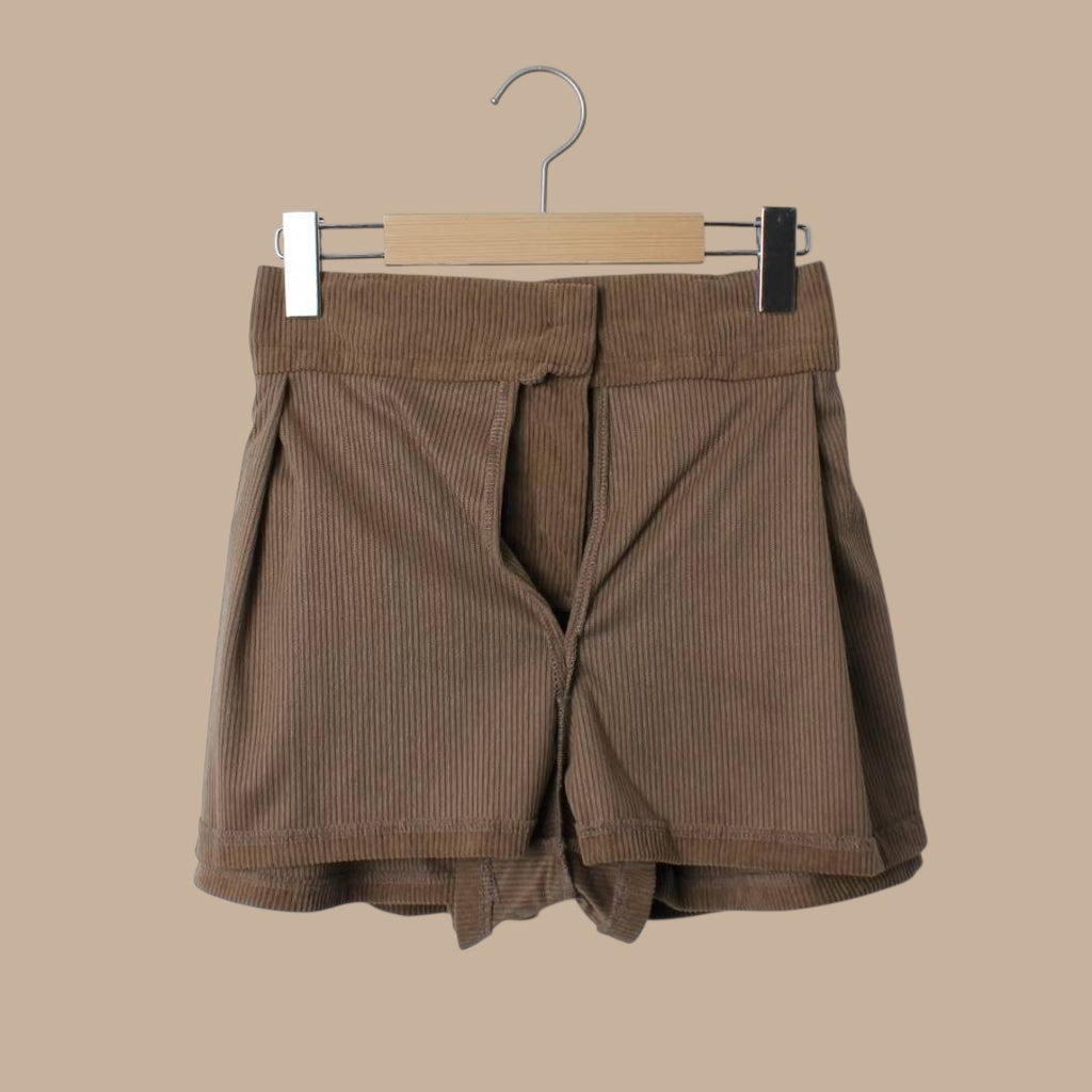 兩袋燈芯絨短裙褲