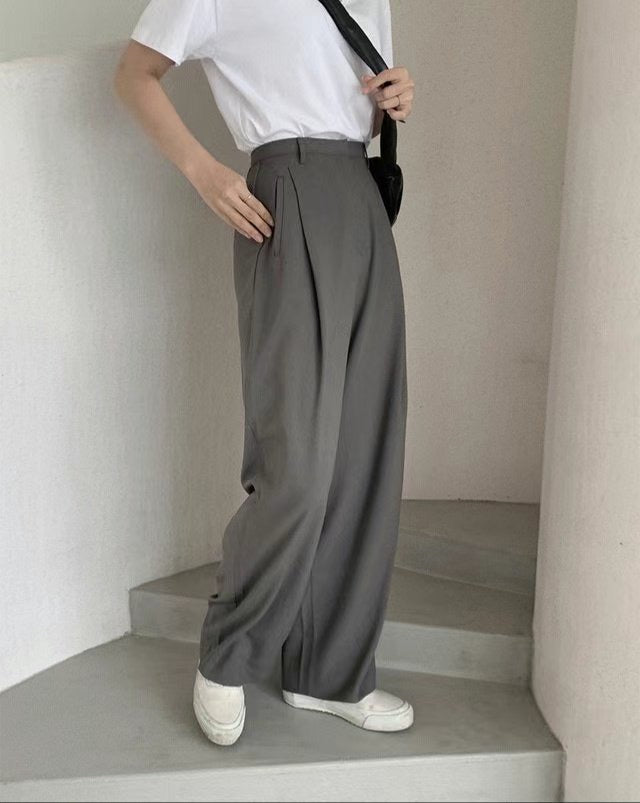 Light material trousers