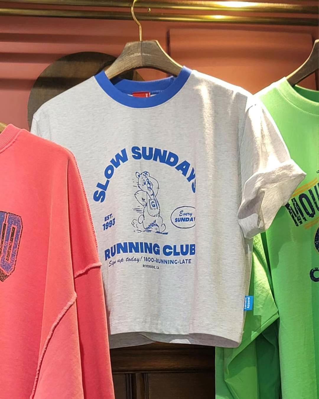 “Slow Sunday”拼色短Tee