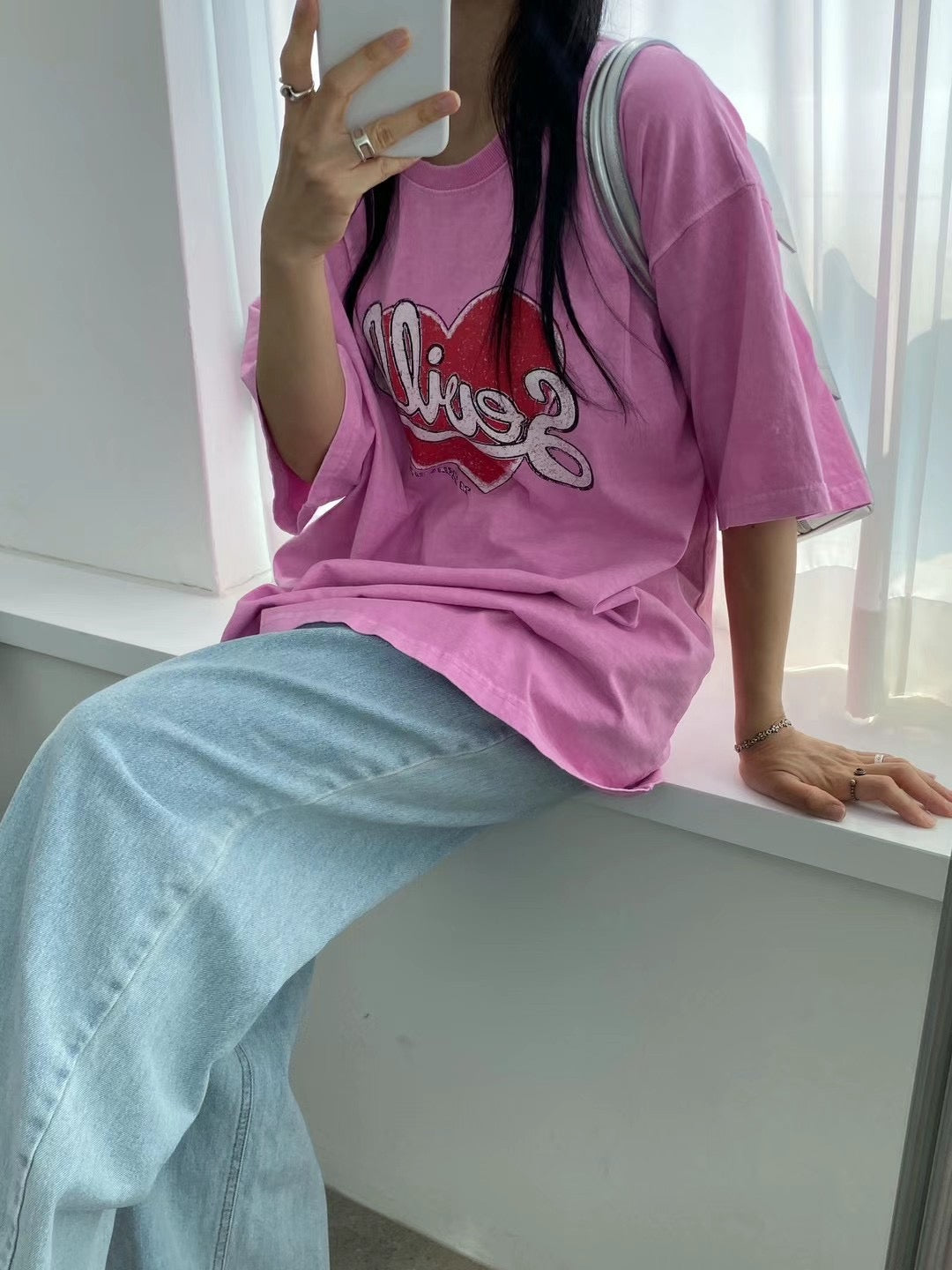"Sevill" Tee with a long heart