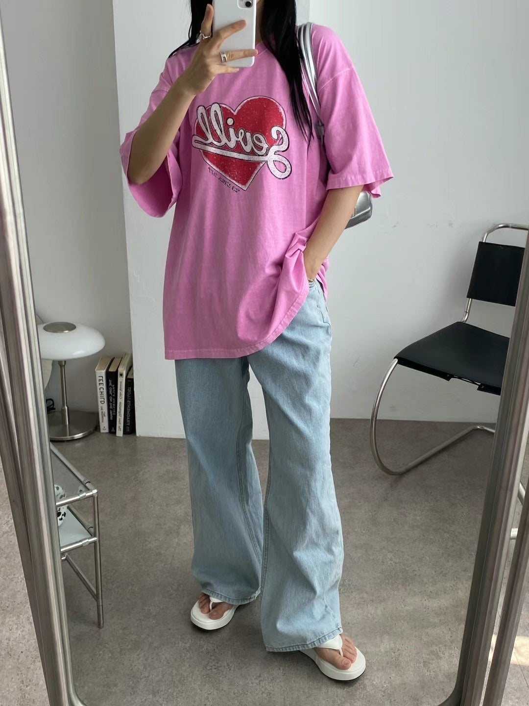 "Sevill" Tee with a long heart