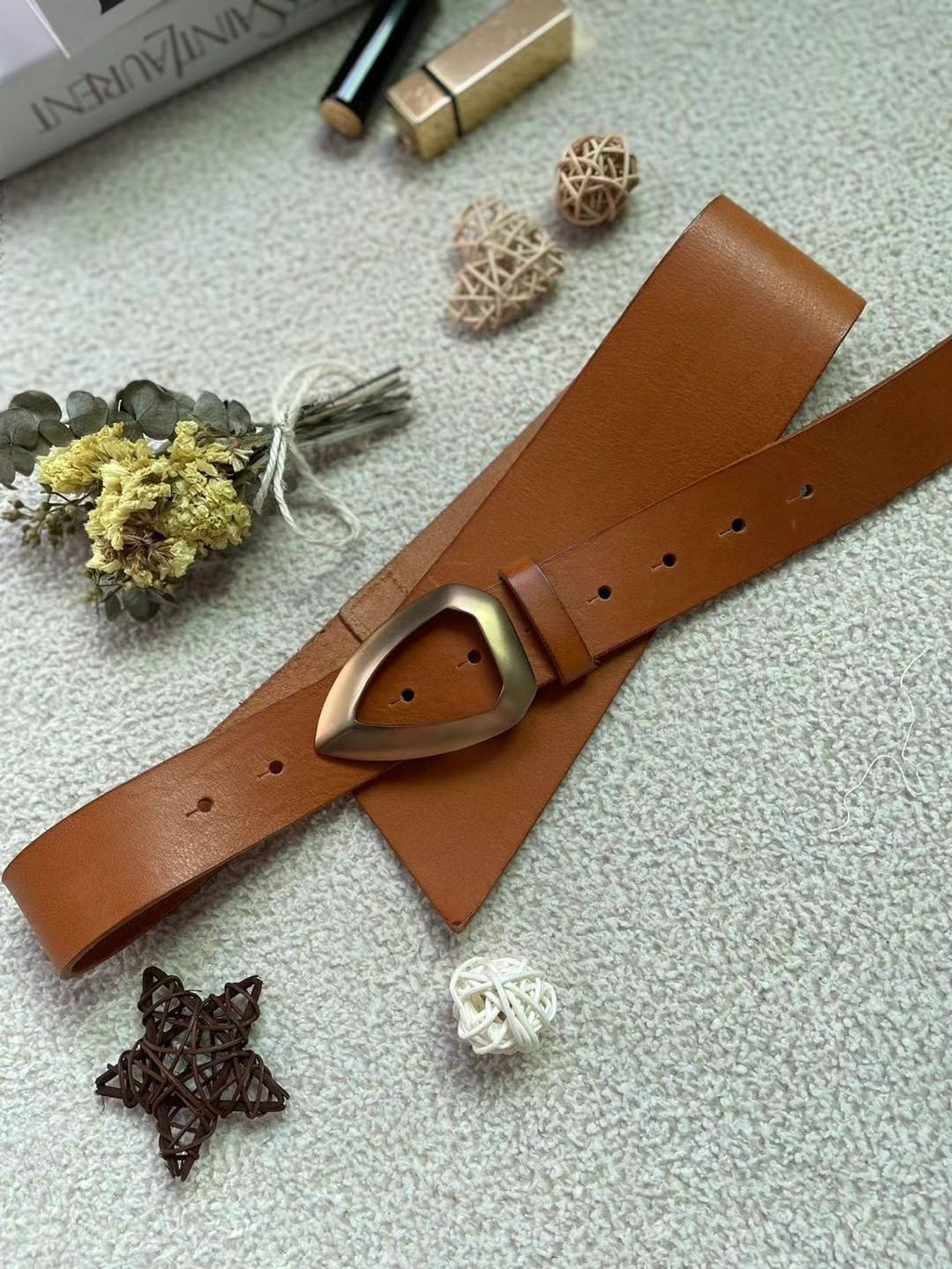 三角金扣牛皮粗皮帶