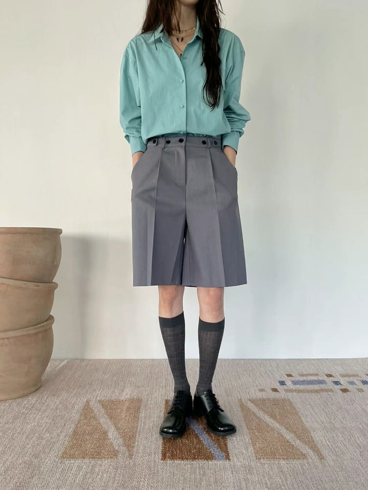 Suit shorts (a side-button suit jacket can be purchased separately for a set)