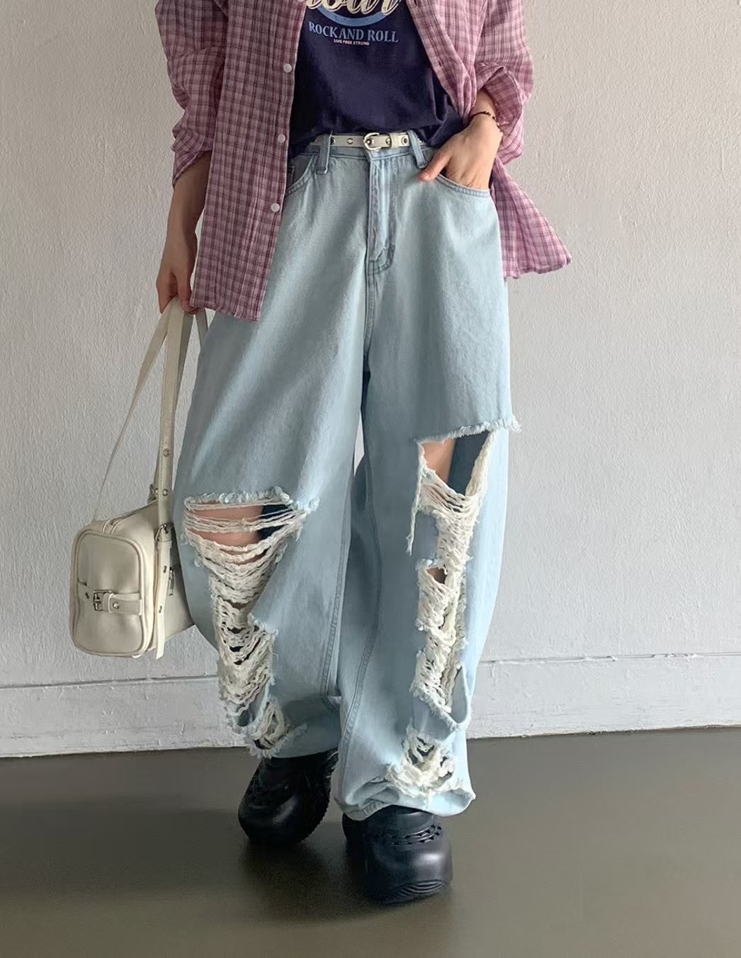 闊腳爛牛仔褲