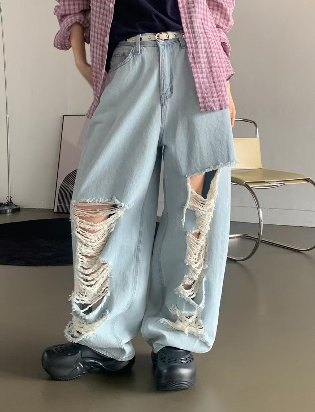 闊腳爛牛仔褲