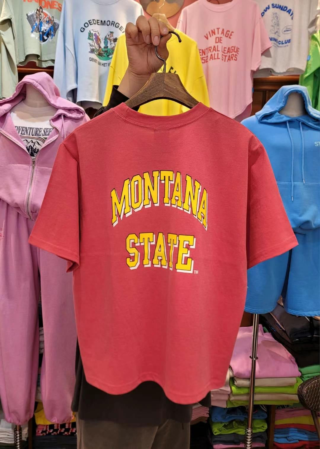 闊袖“Montana”Tee
