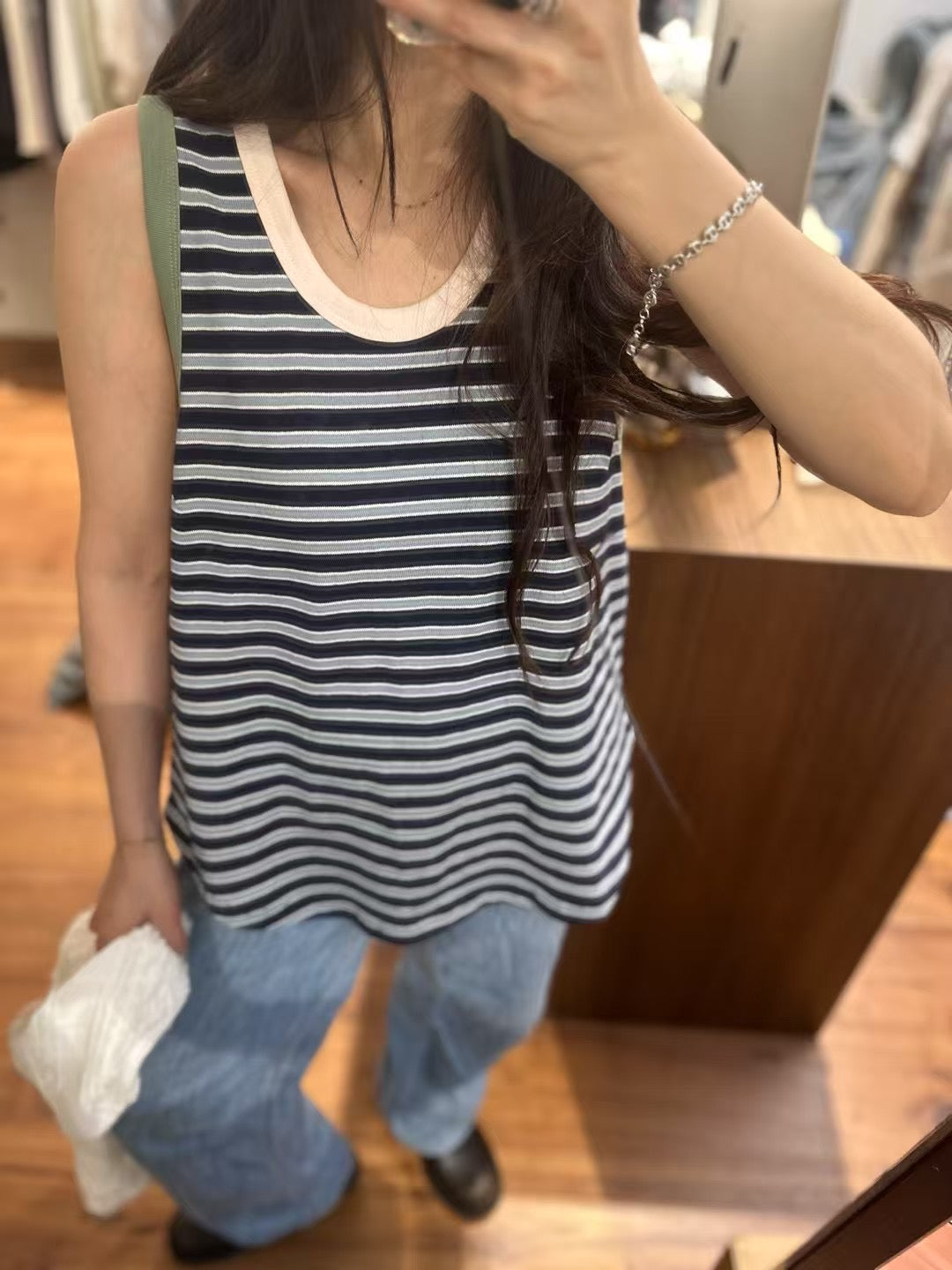 拚色橫間圓腳背心