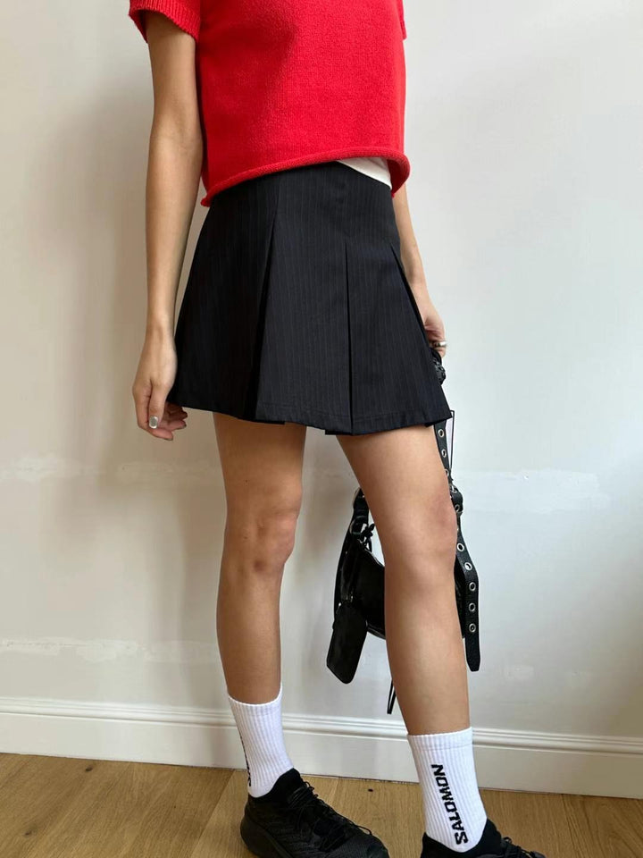 straight skirt