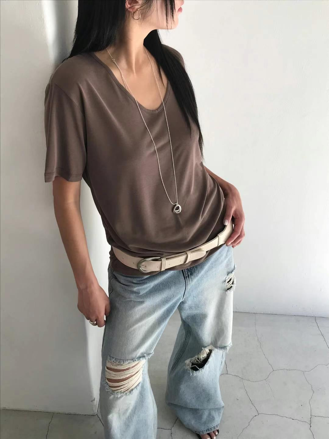 滑料V領Tee