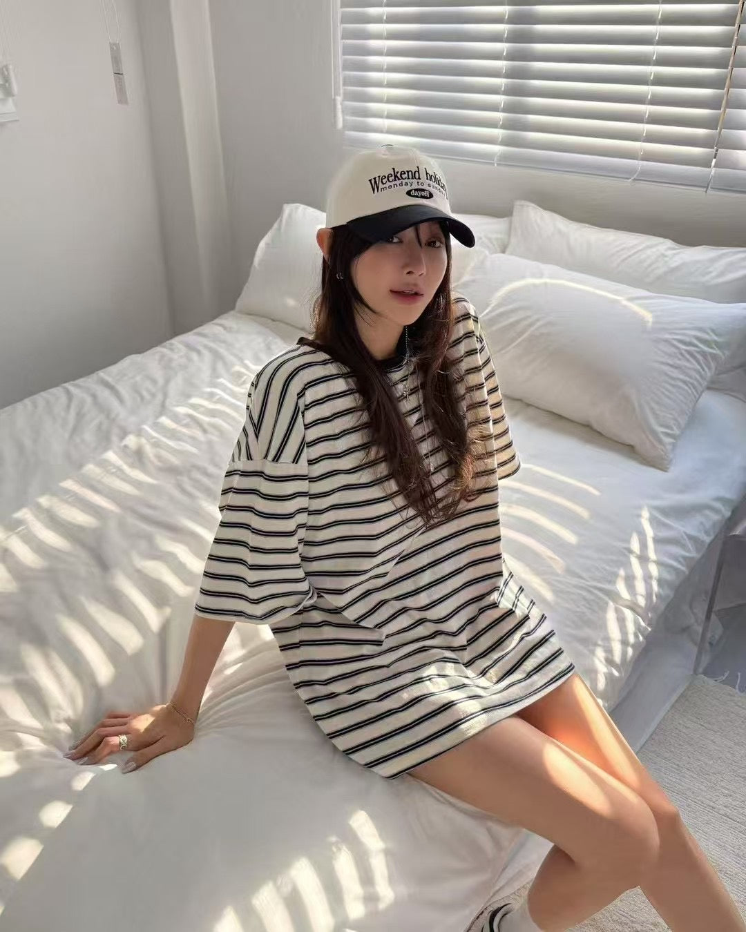 “Weekend Holiday”撞色Cap