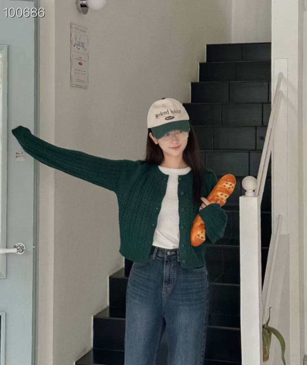 “Weekend Holiday”撞色Cap