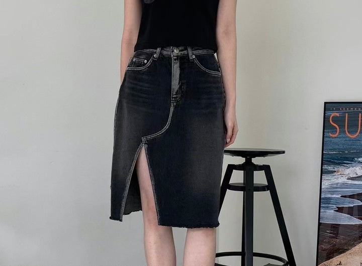 side slit denim skirt