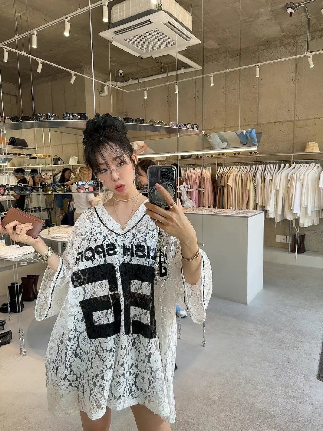 “86”Lace V領長Tee