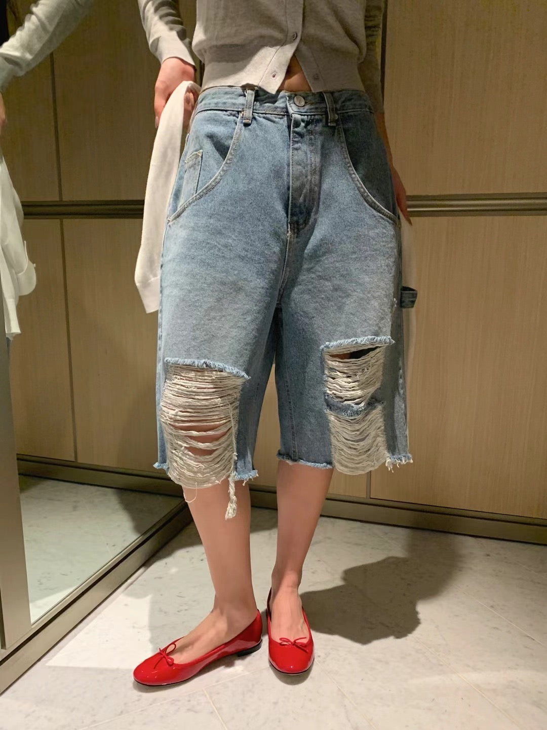 爛牛仔短褲