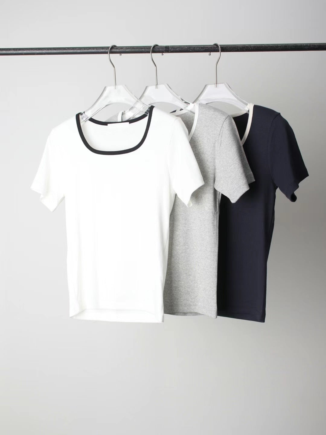 Collar contrast Tee