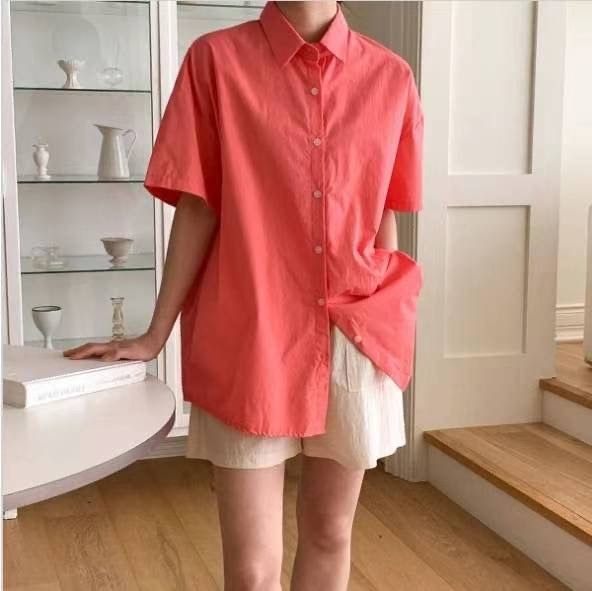 short sleeve shirt