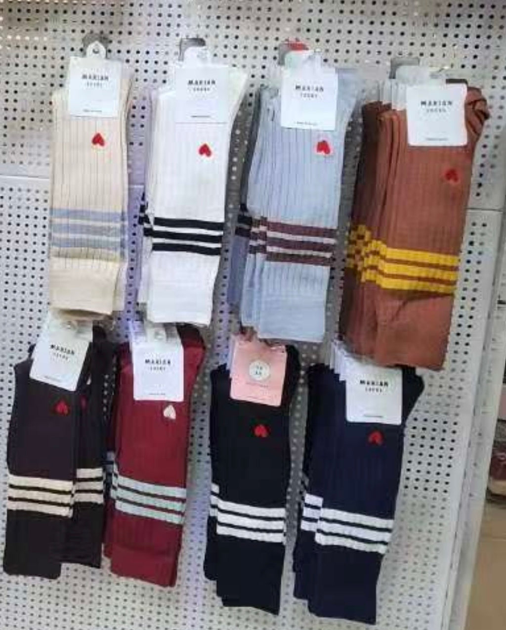 兩間心心長襪 ($100/3對)