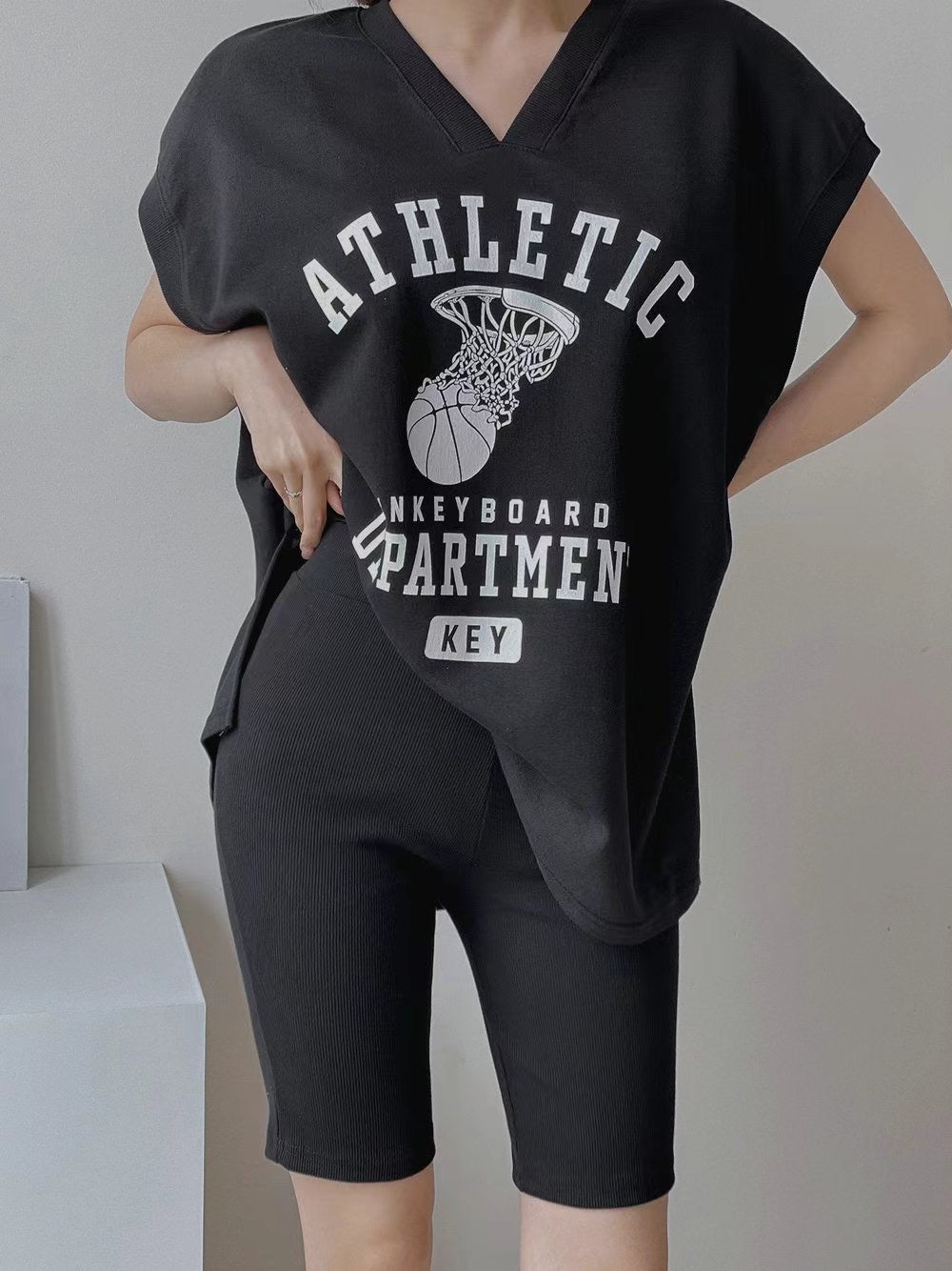 “ATHLETIC” V領背心單車褲set