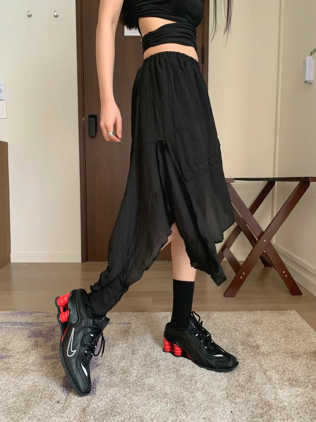 slant leg half pleated skirt