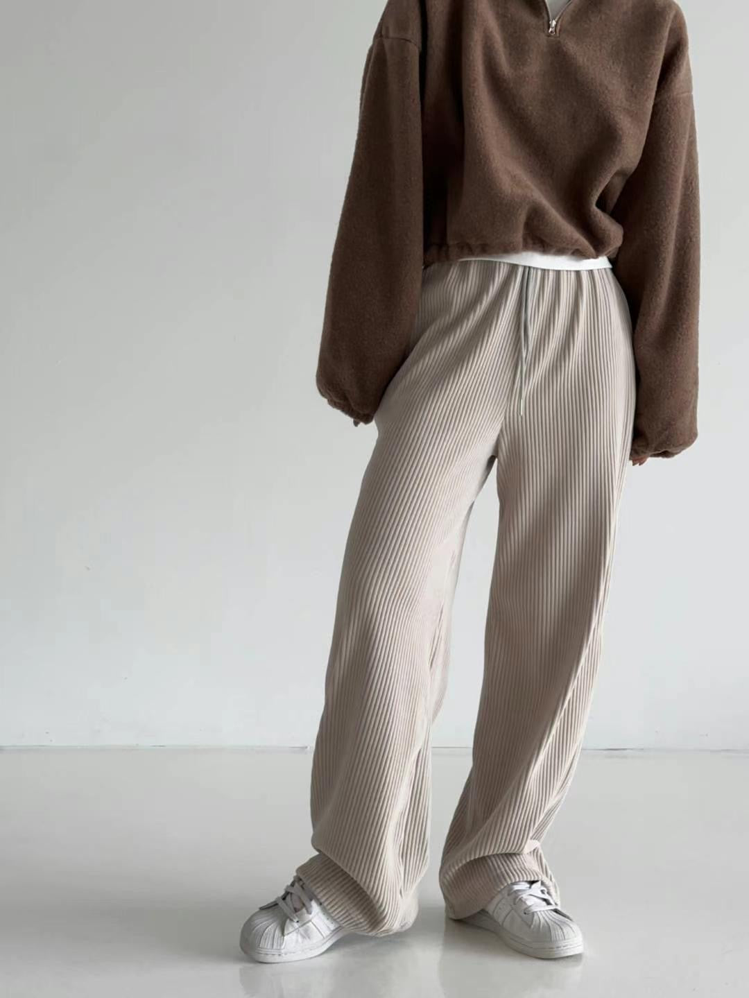 Corduroy wide-leg trousers