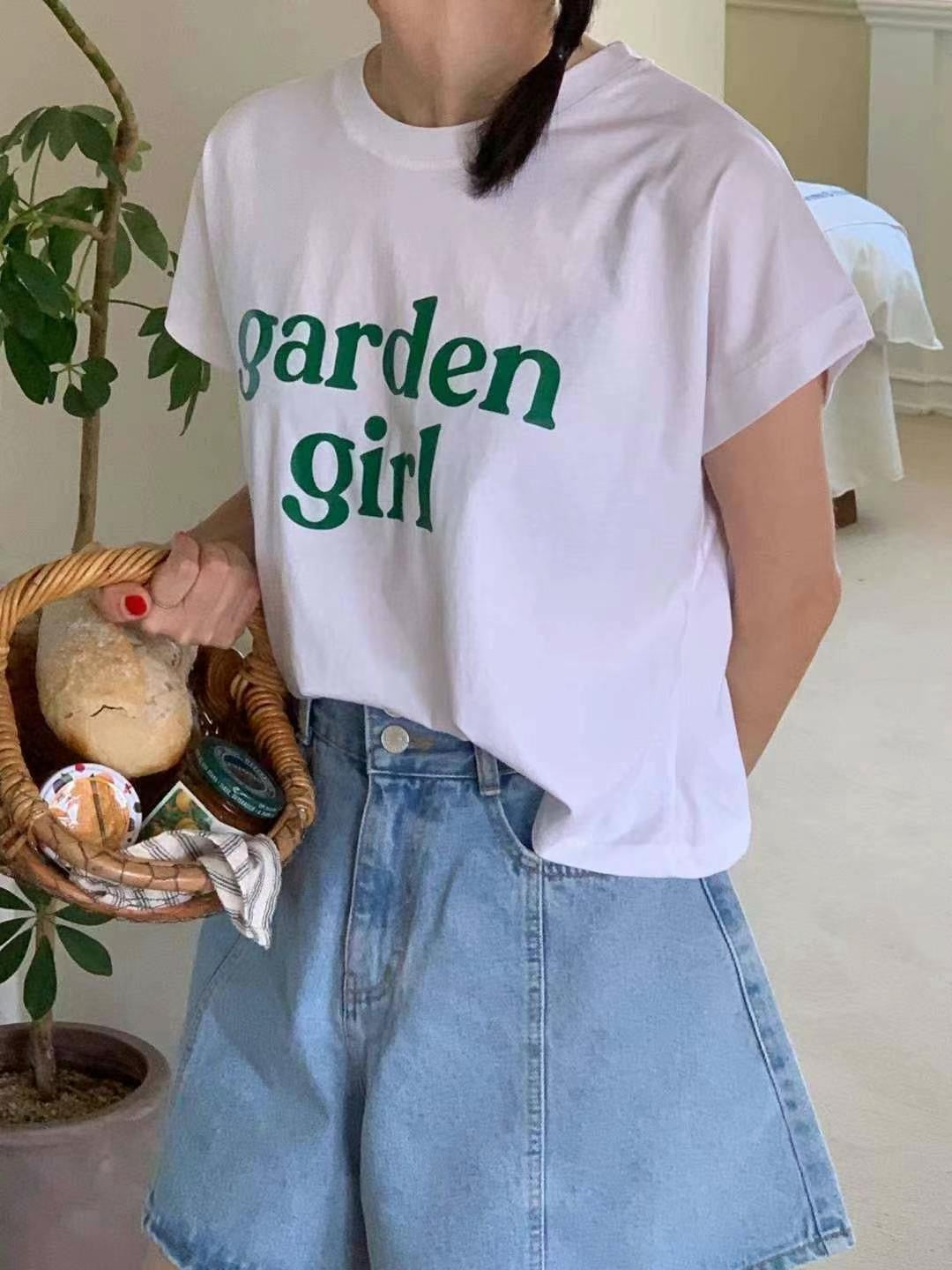 “Garden Girl”Tee