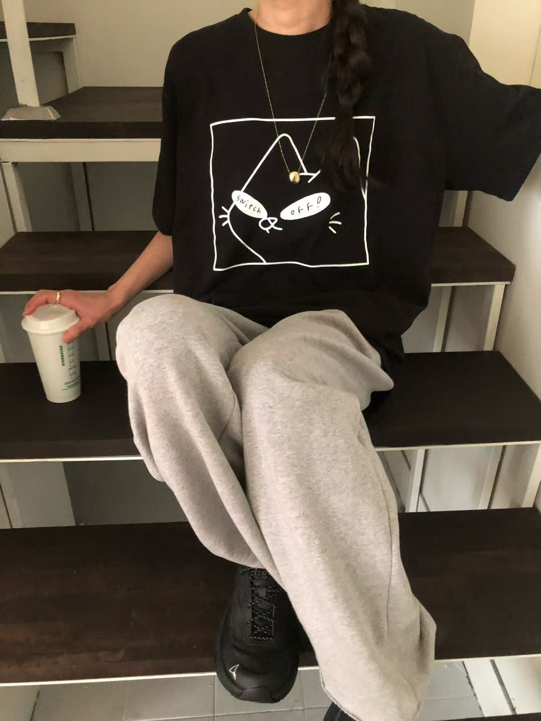 “switch off”貓Tee