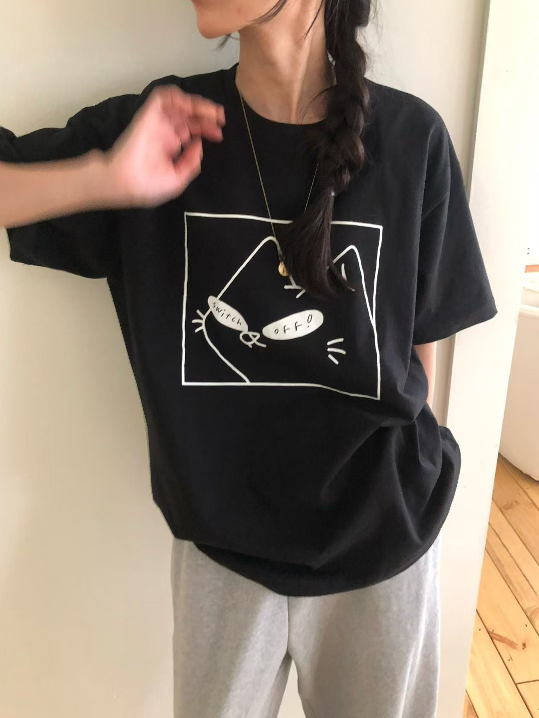 “switch off”貓Tee