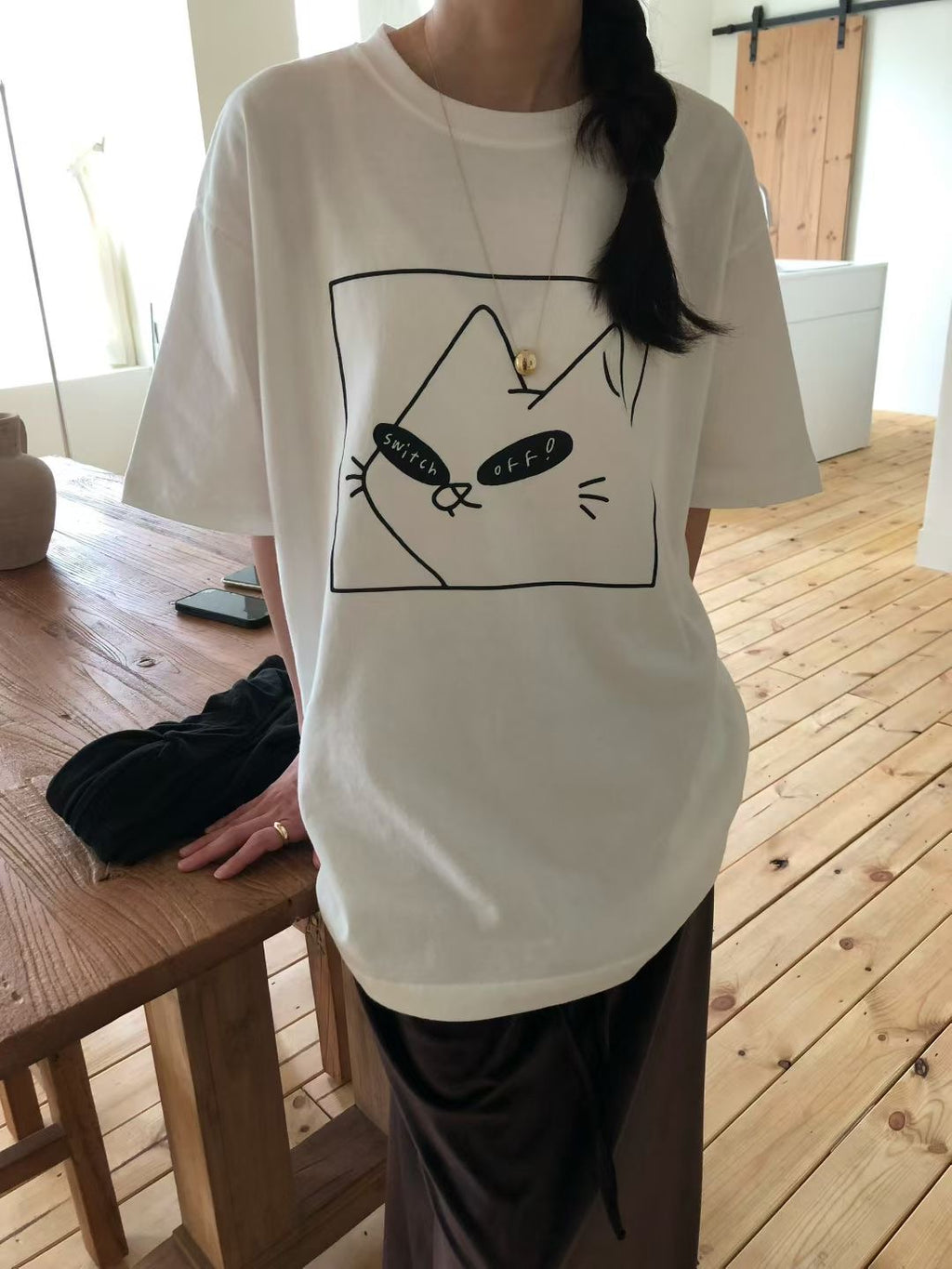 “switch off”貓Tee