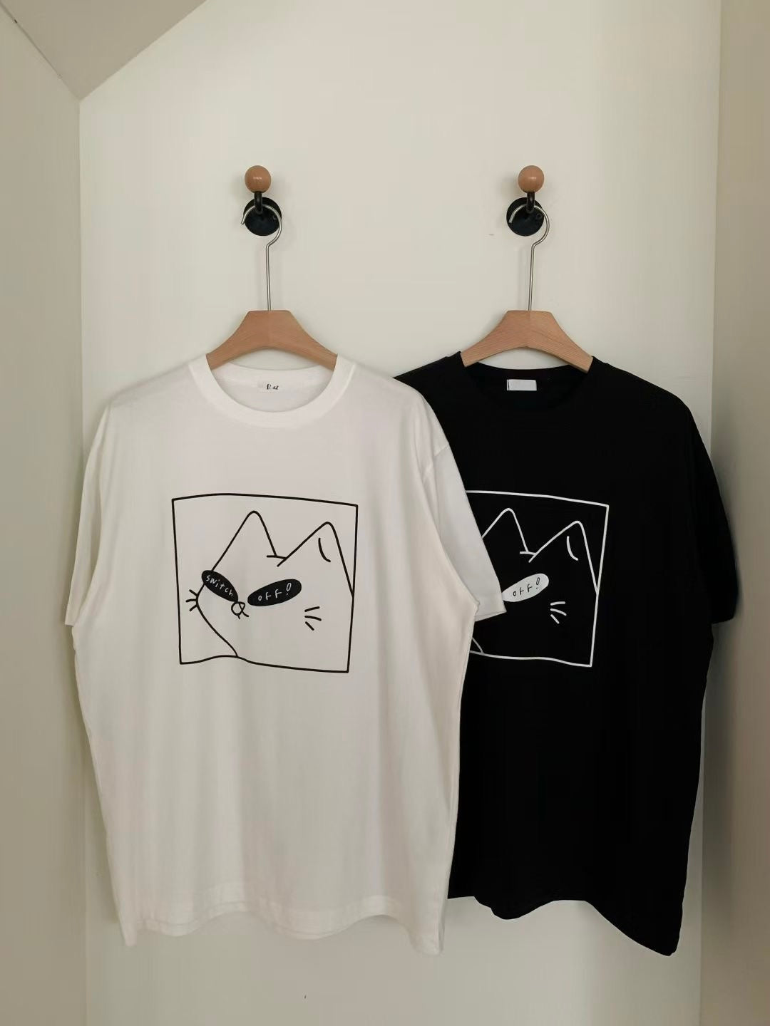 “switch off”貓Tee