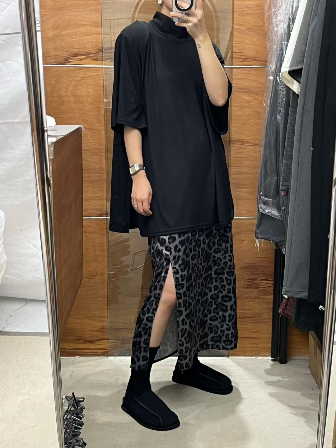 企領側開叉長Tee
