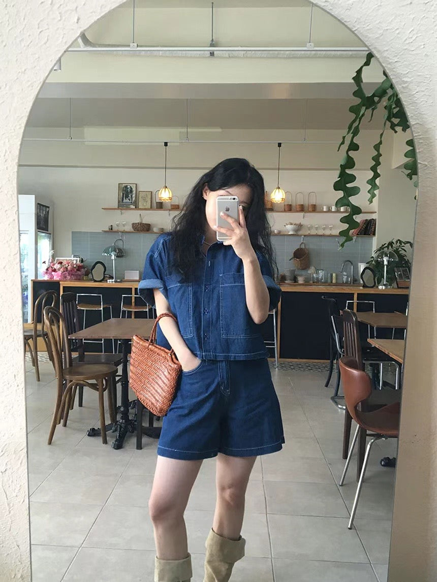 Two pockets of denim short-shirt (denim shorts can be purchased separately to form a set)