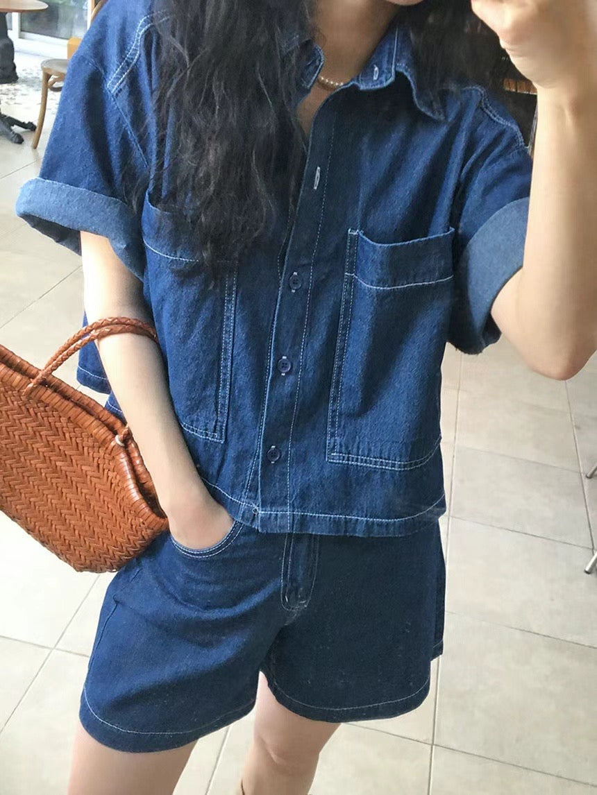 Two pockets of denim short-shirt (denim shorts can be purchased separately to form a set)