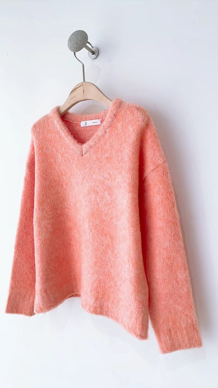 V-neck rabbit fur sweatshirt