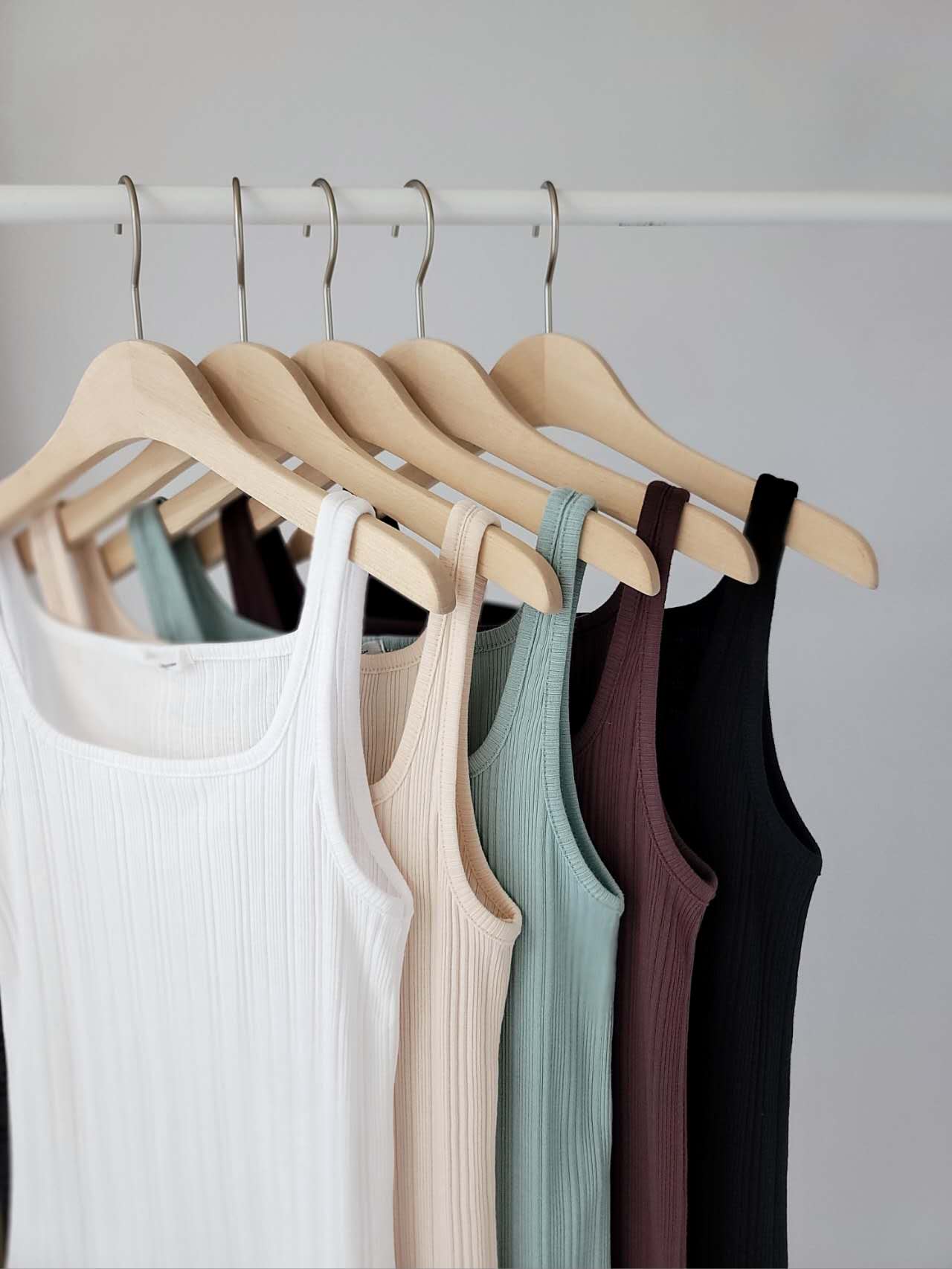 pitted square neck vest