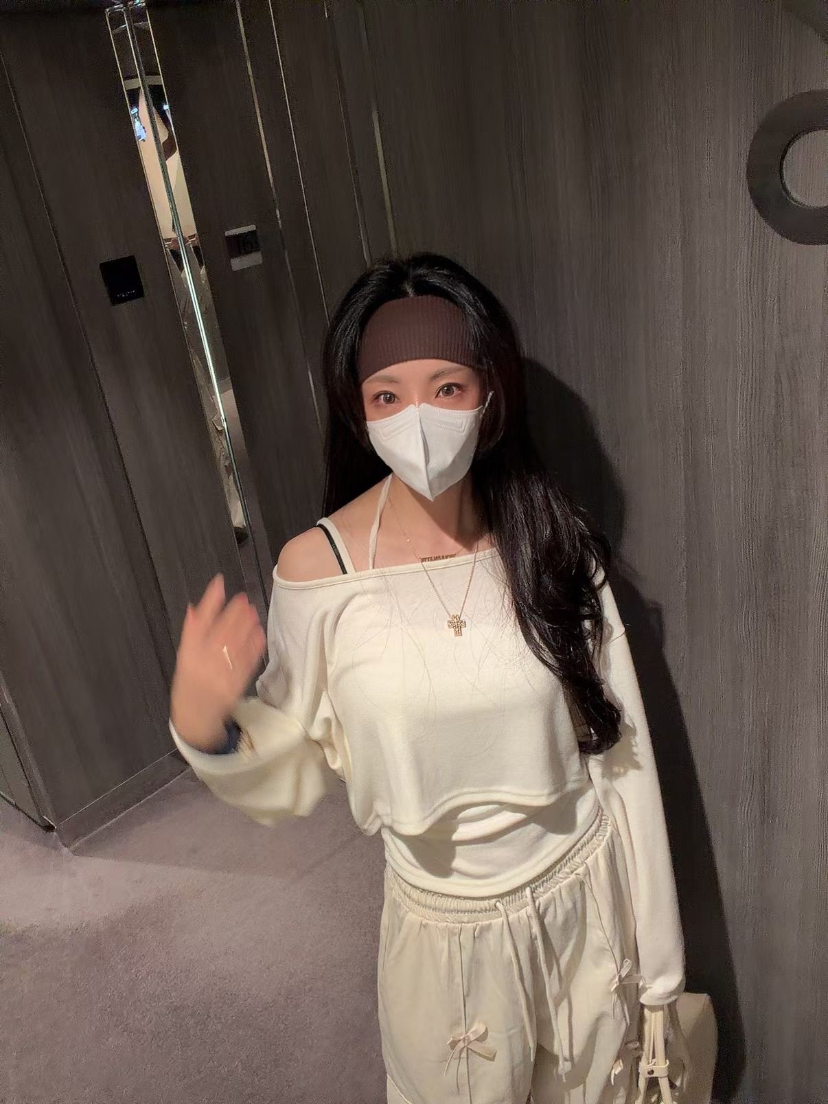 綁頸吊帶短Tee set