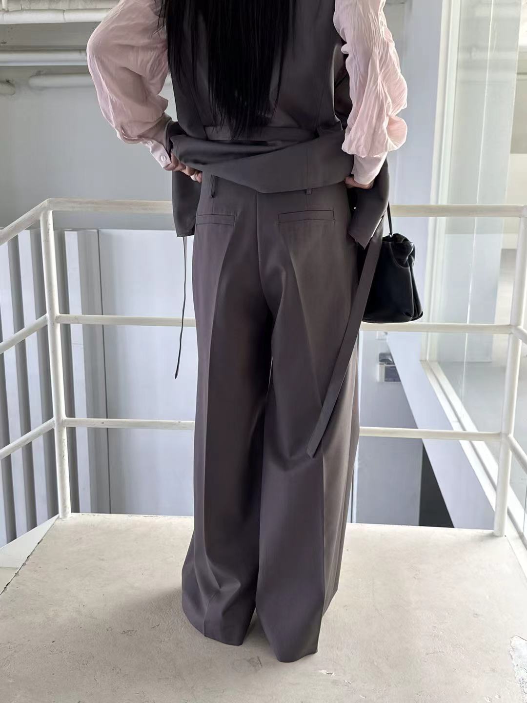 闊西褲(套裝可另購長背心外套)