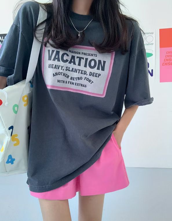 “VACATION”洗水長Tee