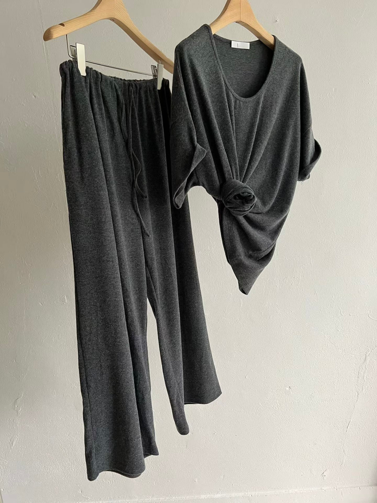 薄絨長褲 (set可另購薄絨淨色Tee)