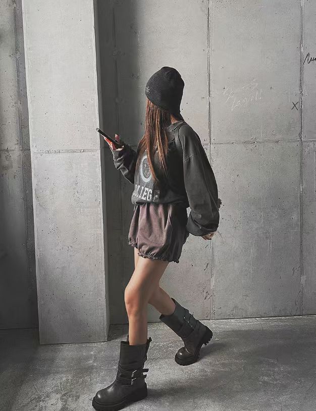 “COLLEGE”長Tee