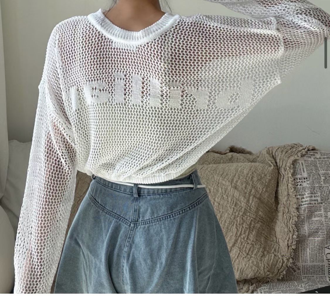英文字束繩線Tee