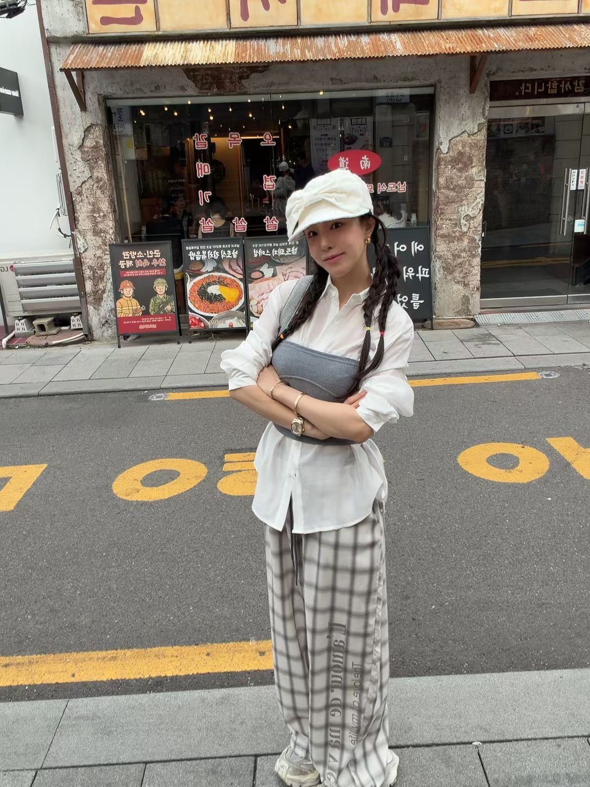 英文字格仔闊腳褲