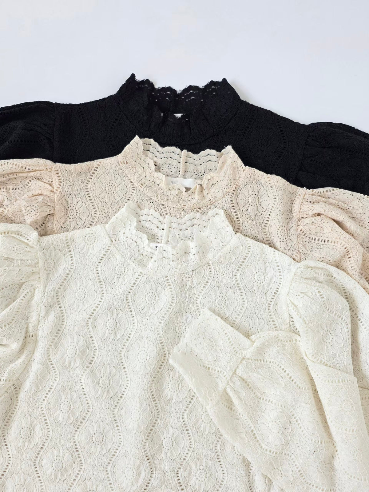 泡泡袖Lace Tee