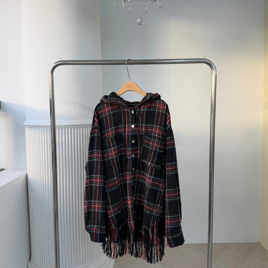 格仔有帽須須腳斗篷