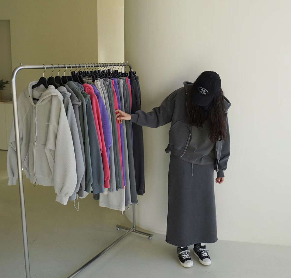 坑紋後開叉長裙