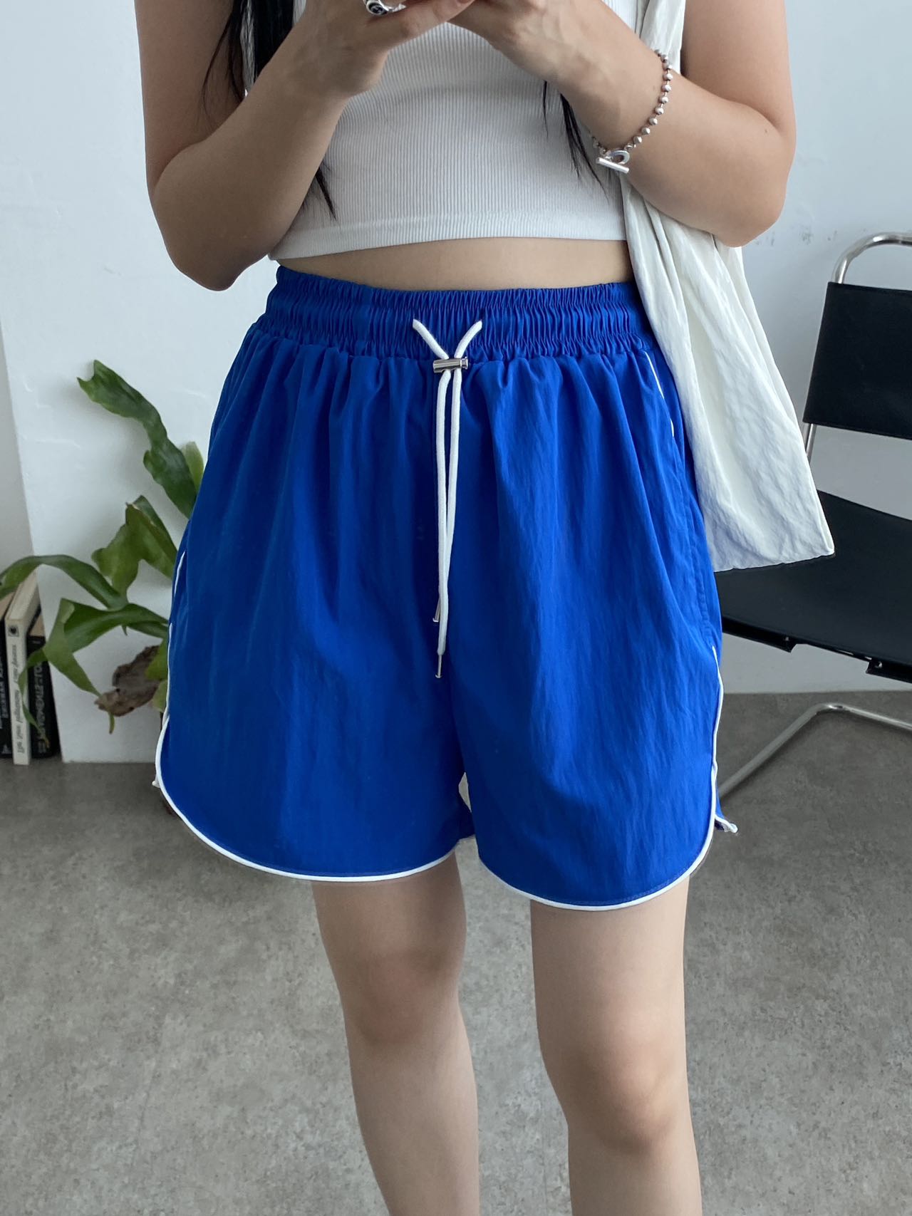 圓腳短褲