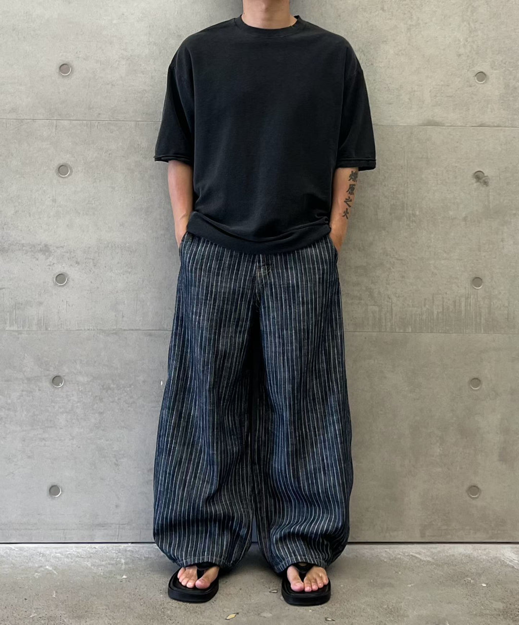 暗直紋長褲